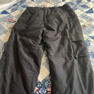 Men’s extra large snow pants.